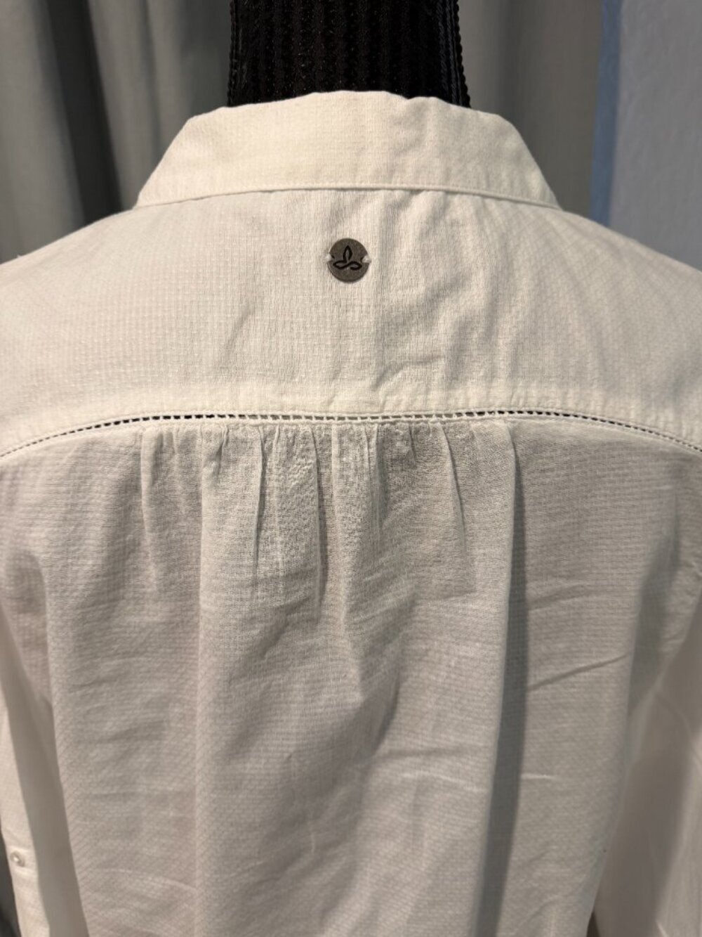 prAna White Organic Cotton Pleated Button Front Blouse Size M 🤍 - Picture 3 of 6